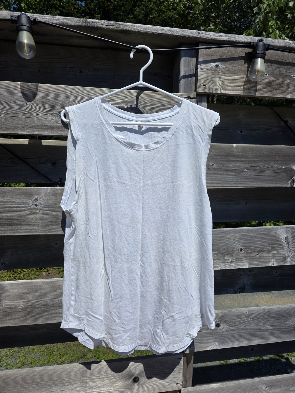 * Set of 2 * Under Armour Athletic Sleeveless Tops
